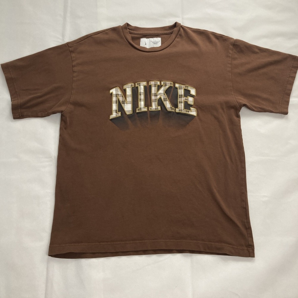 Nike T Shirt Men's Medium Brown "Cocoa" Plaid Check Appliqued Logo